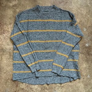 American eagle lightweight sweater